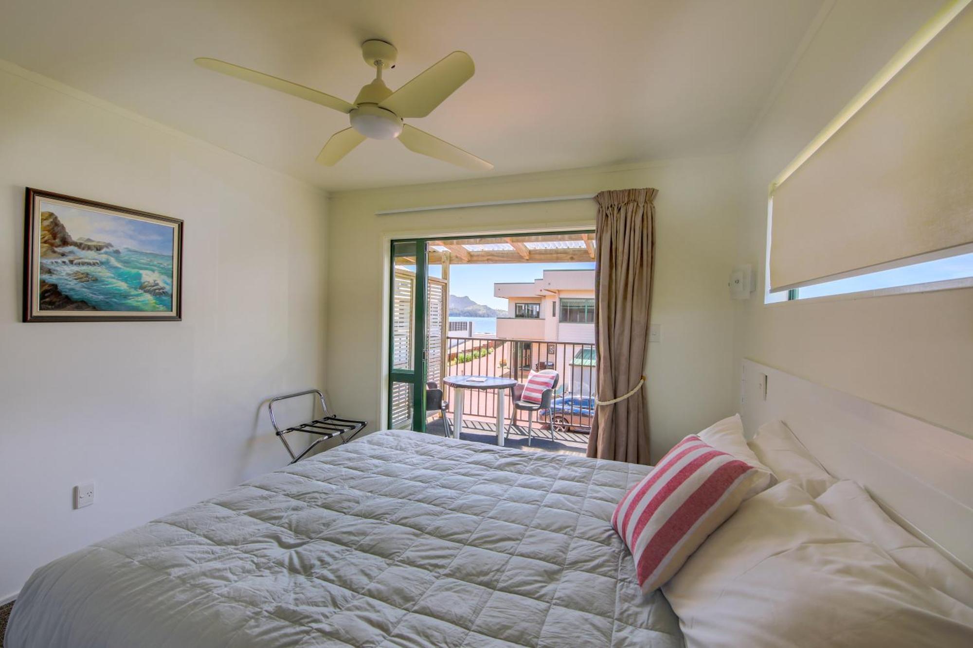 Blue Marlin Apartments Whitianga Esterno foto
