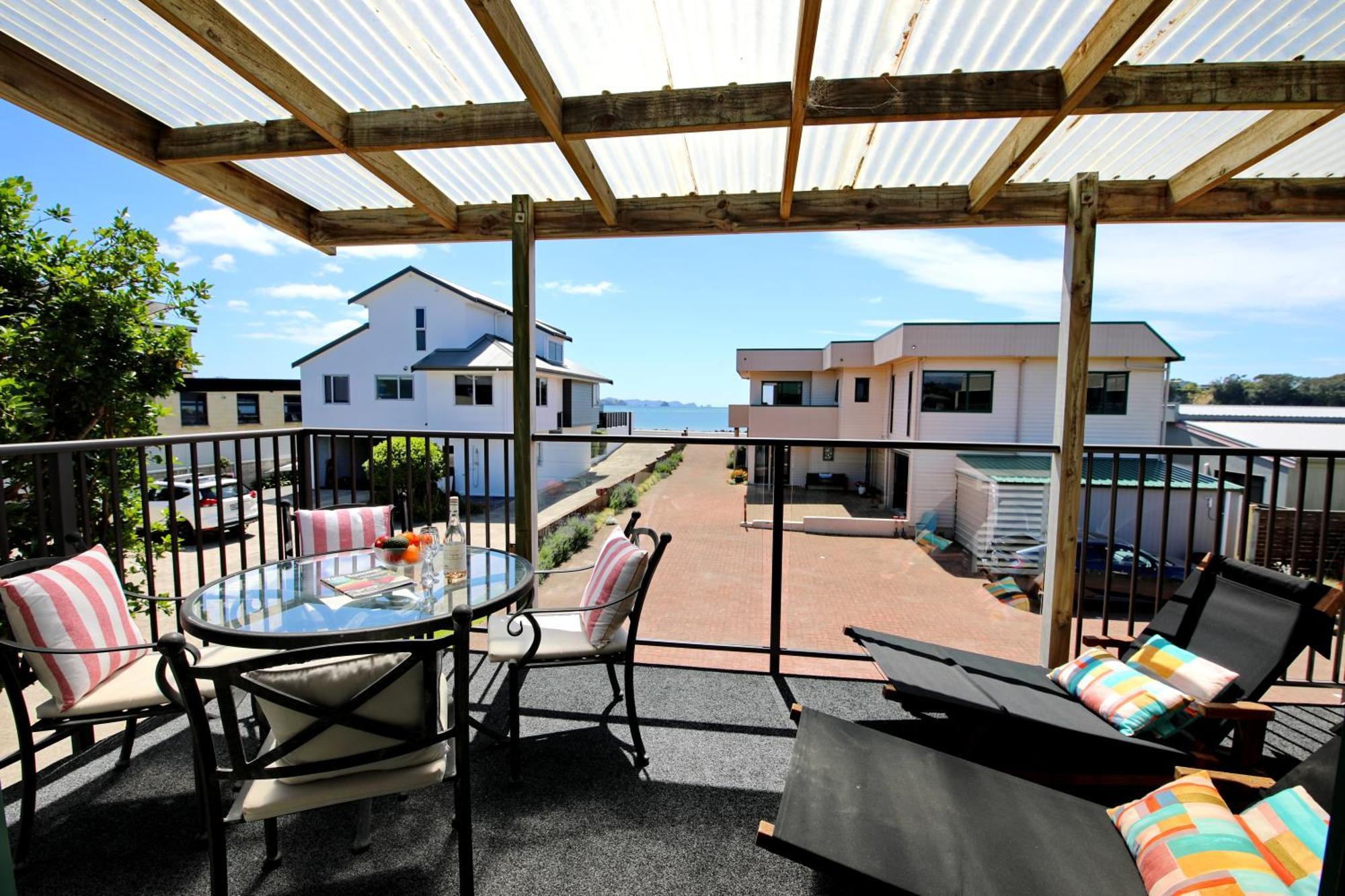 Blue Marlin Apartments Whitianga Esterno foto