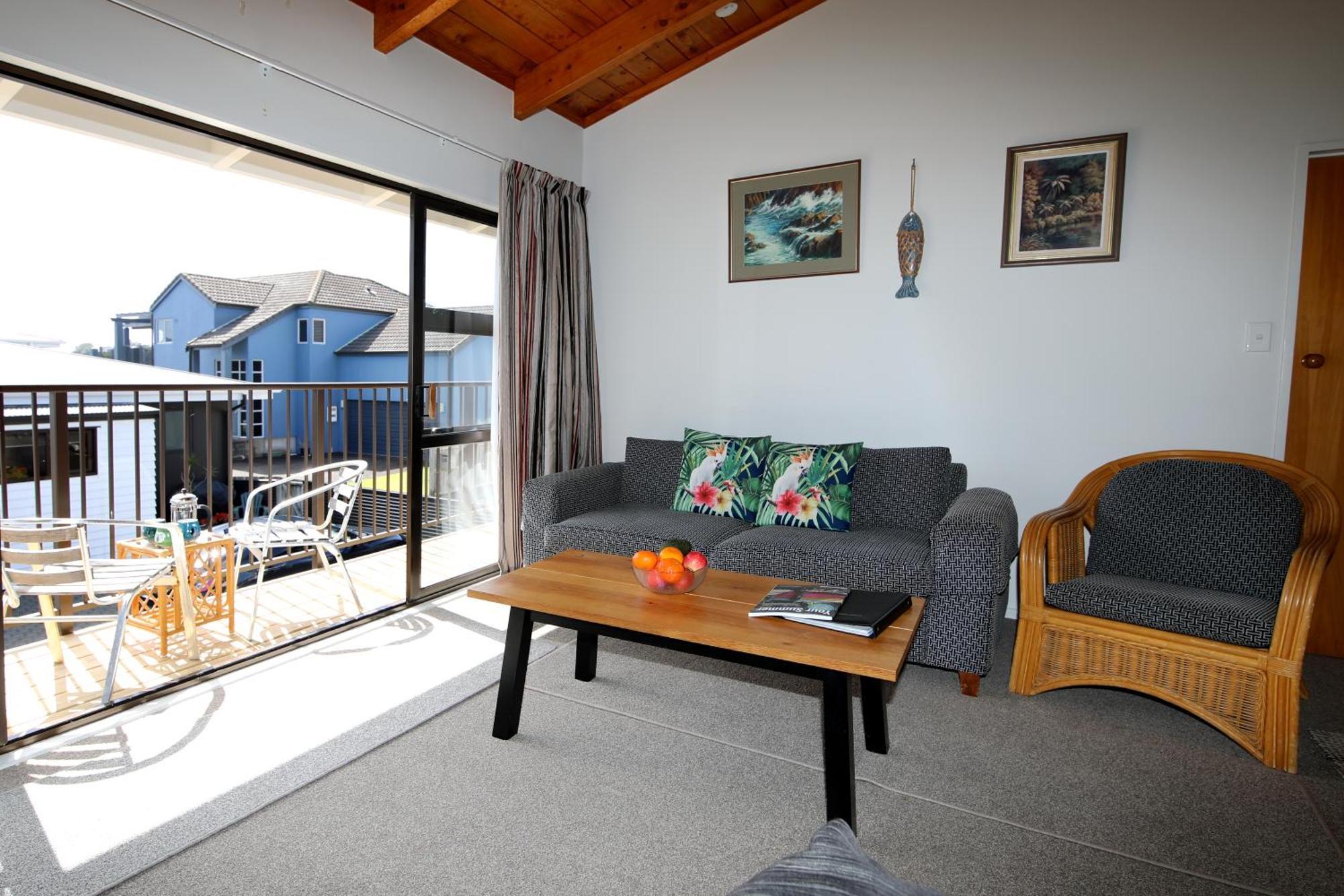 Blue Marlin Apartments Whitianga Esterno foto